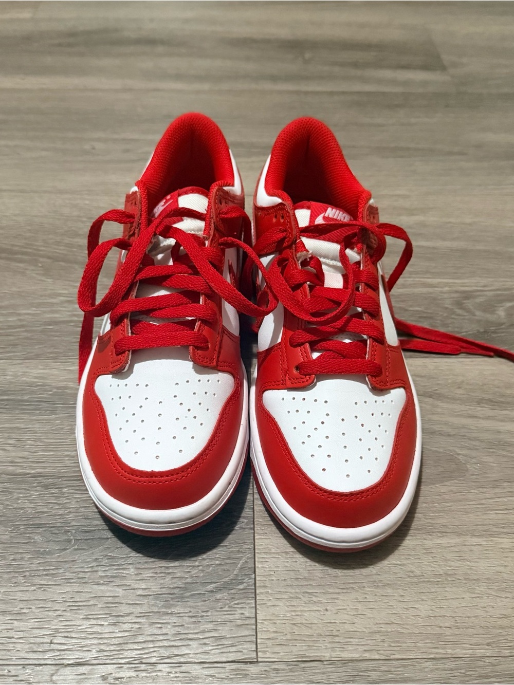 Nike Kids Red and White Low-Top Sneakers - Picture 1 of 4